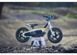 Husqvarna Replica 12eDrive - Lasten Sähköpyörä 14 Husqvarna Replica 12eDrive - Lasten Sähköpyörä -Polkupyörän Varusteet Myyntikauppa 105651 husqvarna 12edrive my22 1