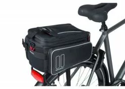 Basil Sport - Pyörän Takalaukku - MIK-kiinnityksellä - 7-15L- Musta -Polkupyörän Varusteet Myyntikauppa basil sport design trunkbag mik 7 15 liter black 7
